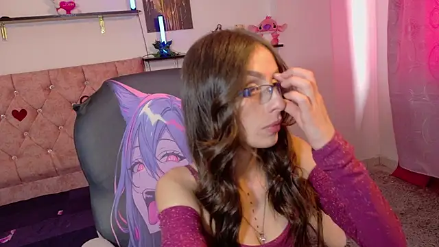 Miis Beella online show from April 15, 2026, 7:58 pm