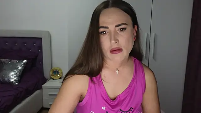 xxxPlayboydollxxx online show from April 15, 2026, 6:45 pm