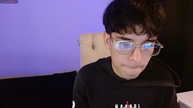 noah millerx online show from July 23, 2026, 9:22 pm