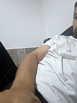 Ozkr777 online show from April 9, 2026, 11:00 pm