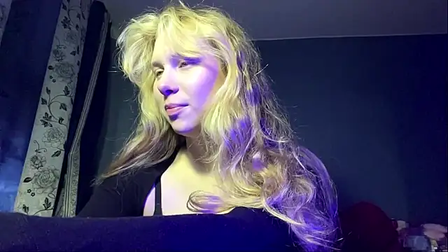 ShariLappas online show from April 14, 2026, 11:37 am