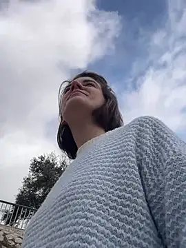 Kamorana online show from February 26, 2026, 9:53 am