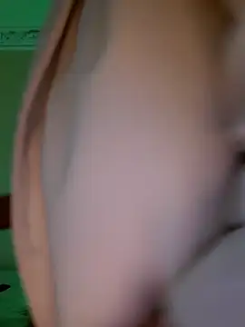 LunaBlaise online show from March 24, 2026, 7:30 am