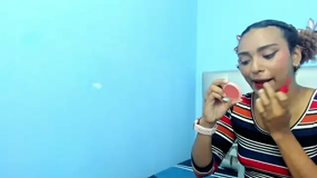 Saray sexylove online show from April 8, 2026, 11:33 am