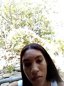 ginevere 20 online show from April 2, 2026, 9:10 pm