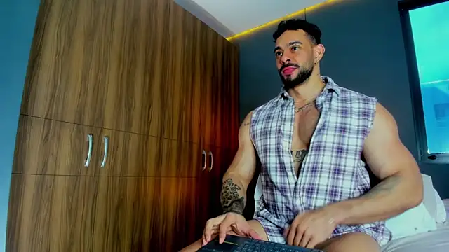 massimo visconti online show from March 14, 2026, 8:26 pm