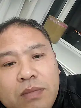 wanggang880903 online show from March 3, 2026, 11:39 am