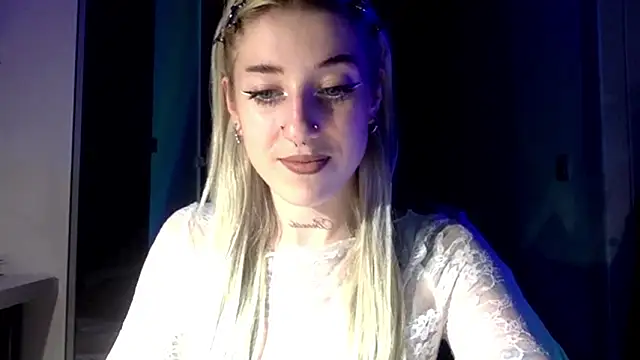 EmmyWet online show from March 25, 2026, 8:30 pm