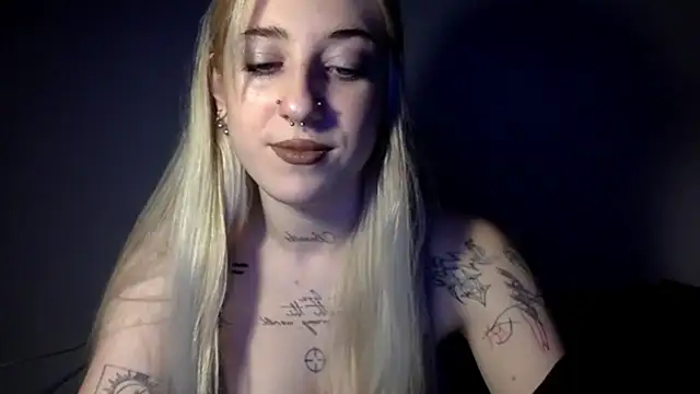 EmmyWet online show from April 6, 2026, 6:42 pm