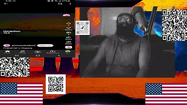 Snapshot of RussellTaylorLacy chatting on June 1, 2026, 2:23 am RussellTaylorLacy online show from June 1, 2026, 2:23 am