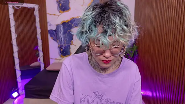 Lyra tay online show from June 17, 2026, 8:52 pm