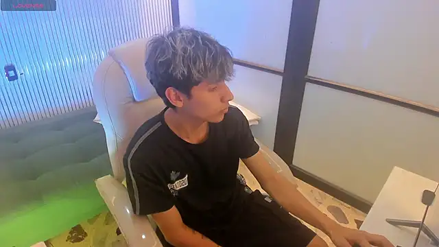 Snapshot of DeilanWolf chatting on March 2, 2026, 4:46 am DeilanWolf online show from March 2, 2026, 4:46 am