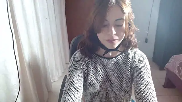 IrisArellano  online show from May 14, 2026, 1:19 pm