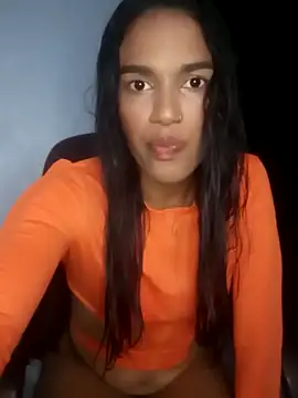 FlorSalvaje  online show from April 2, 2026, 12:40 am