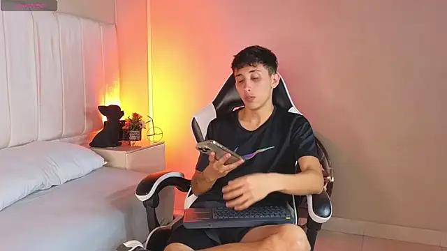 Rome cortes online show from April 14, 2026, 7:52 pm