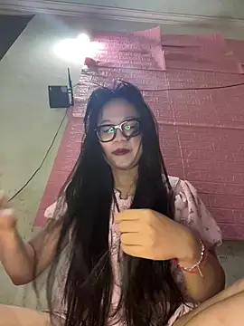 Leeeeiu online show from May 20, 2026, 3:31 pm