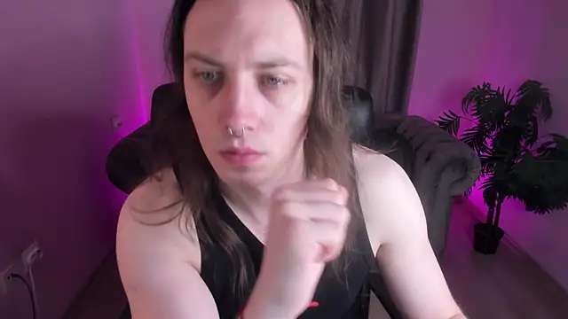 Snapshot of piroman_ chatting on March 2, 2026, 7:26 am piroman online show from March 2, 2026, 7:26 am