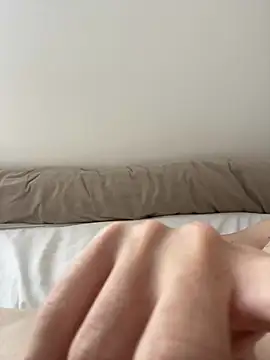 Snapshot of Axel_chaud64 chatting on July 29, 2026, 8:46 am Axel chaud64 online show from July 29, 2026, 8:46 am