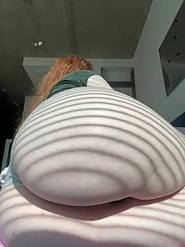 gingerlatte online show from July 28, 2026, 12:48 pm