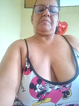 Roxy 77 online show from March 7, 2026, 6:13 pm