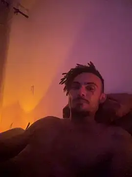 Snapshot of PadilhaTheo chatting on March 1, 2026, 8:36 am PadilhaTheo online show from March 1, 2026, 8:36 am