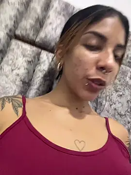 VioletaHills  online show from June 12, 2026, 4:10 am