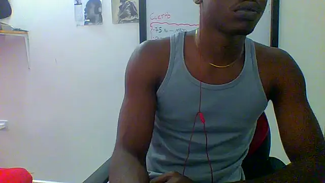 Snapshot of charles_king chatting on May 8, 2026, 8:12 pm charles king online show from May 8, 2026, 8:12 pm
