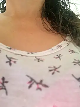Lucia Rios online show from April 28, 2026, 9:30 pm