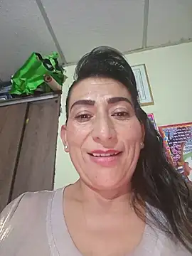 Lucia Rios online show from May 22, 2026, 11:47 pm