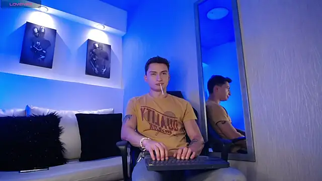 DIEGO JONES online show from March 27, 2026, 1:23 pm