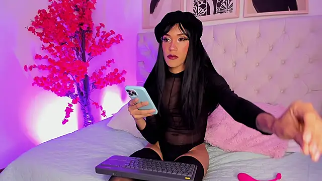 Liz Hills online show from April 7, 2026, 12:18 pm