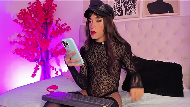 Liz Hills online show from April 12, 2026, 9:51 pm