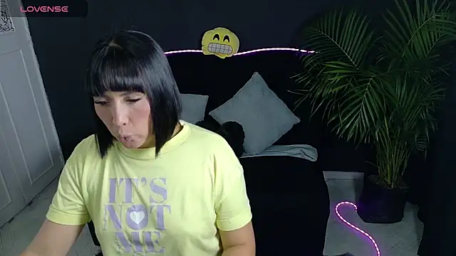 Valeriaa cruz online show from March 3, 2026, 10:22 am