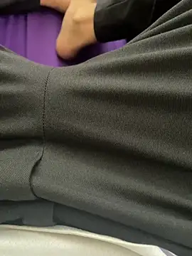 hoang15075 online show from March 20, 2026, 5:41 am