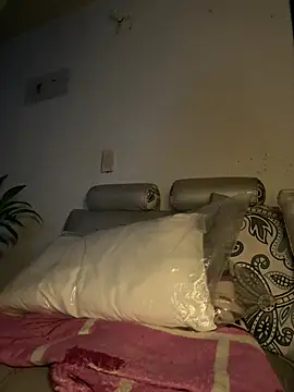 Michelledial online show from April 15, 2026, 7:25 am