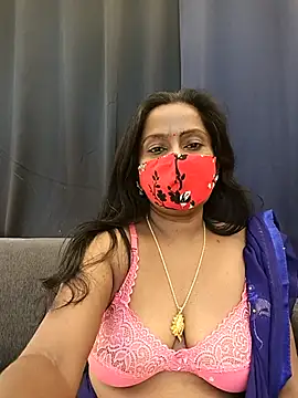 misti-boudii online show from April 9, 2026, 6:30 am