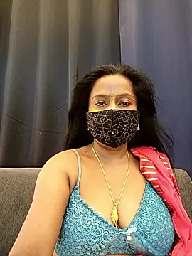 misti-boudii online show from April 6, 2026, 12:39 am