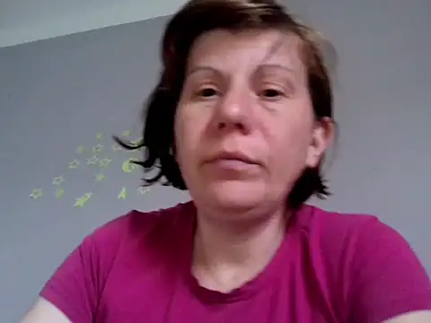 alicexox0 online show from April 16, 2026, 9:54 am