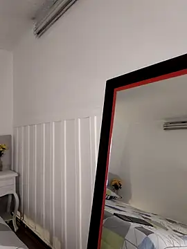 EvaMark  online show from April 15, 2026, 11:38 am