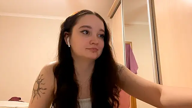 TrulaPhay online show from March 2, 2026, 3:19 pm