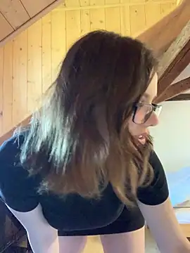 VelvetChloe online show from March 24, 2026, 12:16 pm