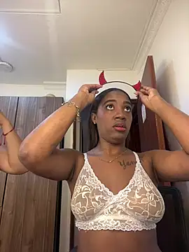 Emi rousse online show from April 2, 2026, 12:34 pm