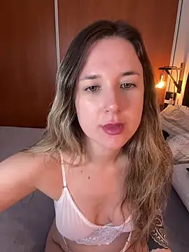 soytina virtuall online show from April 9, 2026, 2:45 pm