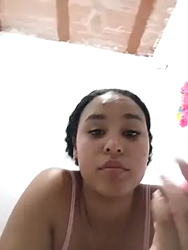 Snapshot of kiaria_Glow chatting on March 3, 2026, 3:24 am kiaria Glow online show from March 3, 2026, 3:24 am