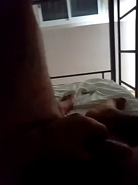 turistahot online show from March 5, 2026, 4:20 am