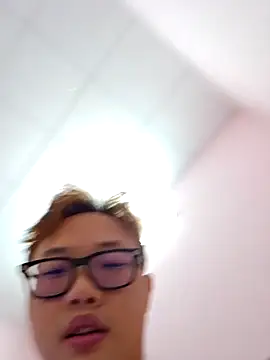 Hurrin22 online show from April 25, 2026, 4:26 pm