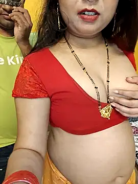 MONAJI HOT online show from July 28, 2026, 6:20 pm