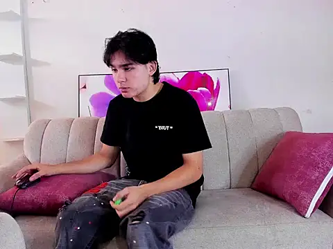 monky 0002 online show from April 1, 2026, 2:58 pm