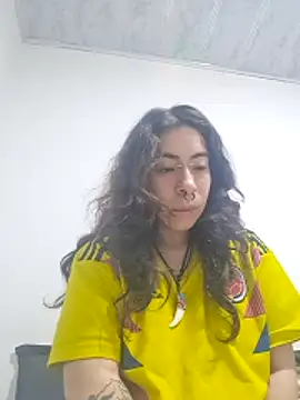 Moonandzukko online show from March 31, 2026, 12:12 am