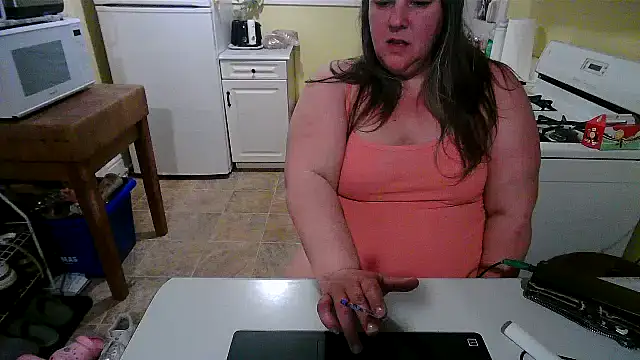 smalltowntrouble online show from June 2, 2026, 2:00 am